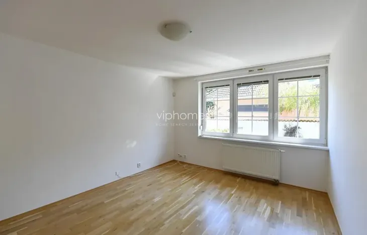 Pronájem vily, Průhonice, Pod Valem, 400 m2