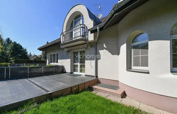 Pronájem vily, Průhonice, Pod Valem, 400 m2