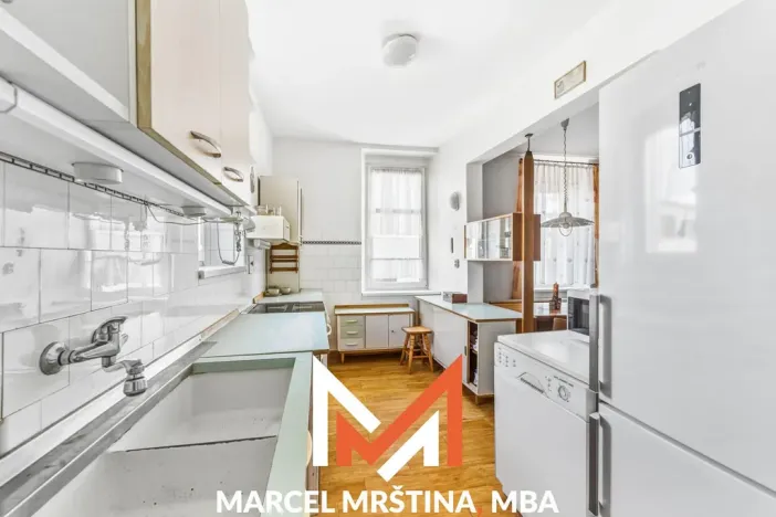 Prodej rodinného domu, Červený Kostelec, Jiráskova, 340 m2