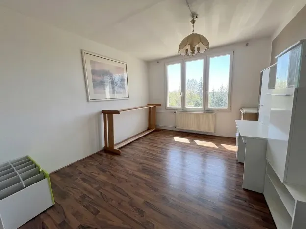 Prodej bytu 3+1, Líšťany - Luhov, 70 m2