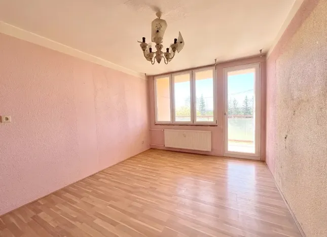 Prodej bytu 3+1, Líšťany - Luhov, 70 m2