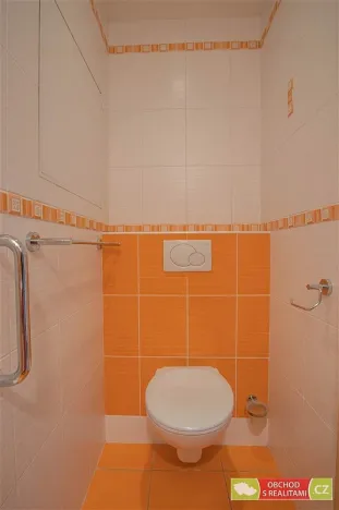 Pronájem bytu 2+kk, Praha, Božetická, 41 m2
