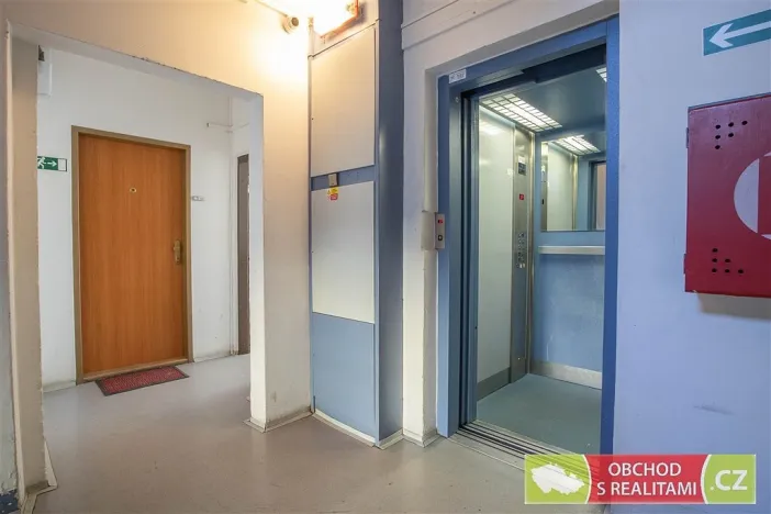 Pronájem bytu 2+kk, Praha, Božetická, 41 m2