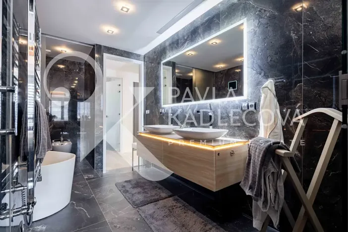 Prodej bytu 4+kk, Praha - Karlín, Sokolovská, 120 m2