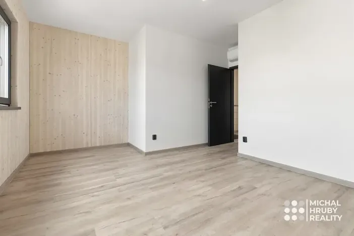 Prodej bytu 4+kk, Ostrava, Hrázka, 83 m2