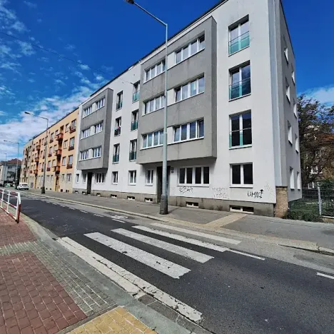 Pronájem bytu 2+kk, Praha - Strašnice, Černokostelecká, 47 m2