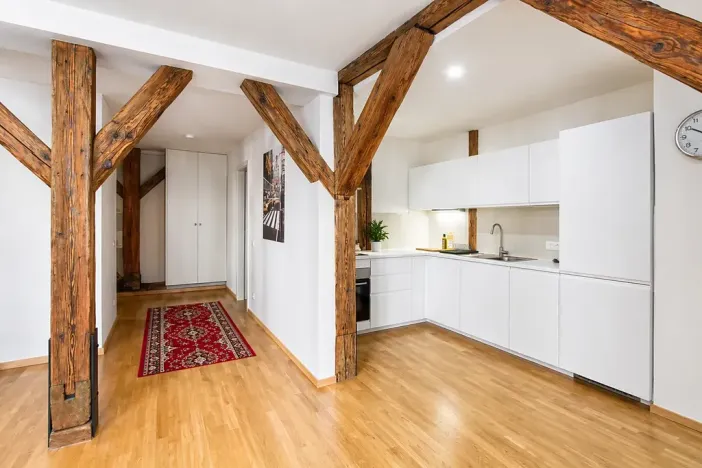 Pronájem bytu 1+kk, Praha - Karlín, Sokolovská, 77 m2