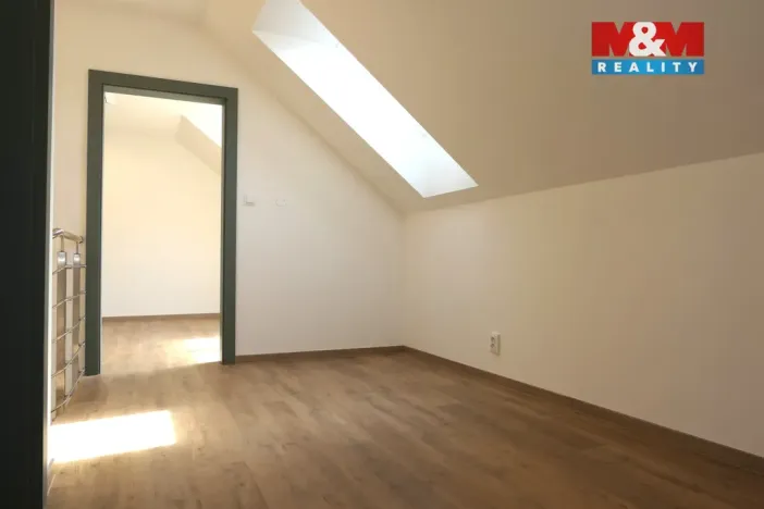 Pronájem bytu 4+kk, Praha - Lipence, Jílovišťská, 125 m2