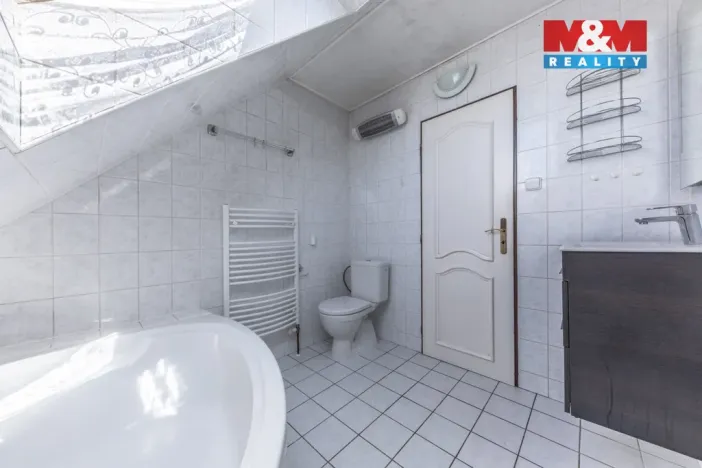 Prodej rodinného domu, Velenka, 152 m2