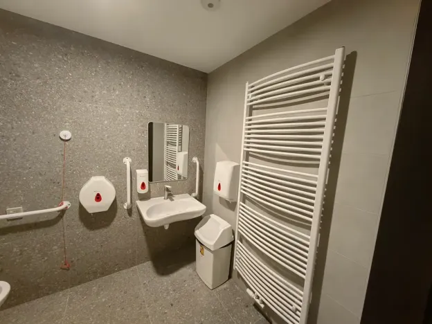 Pronájem kanceláře, Praha - Letňany, Beranových, 102 m2