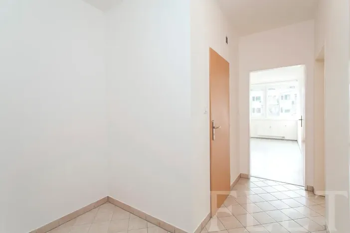 Pronájem bytu 2+kk, Praha - Vysočany, Pod Harfou, 48 m2