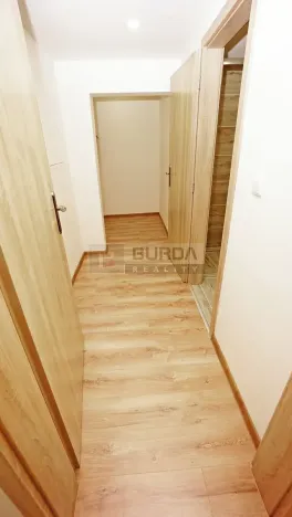 Pronájem bytu 2+kk, Neratovice, 35 m2