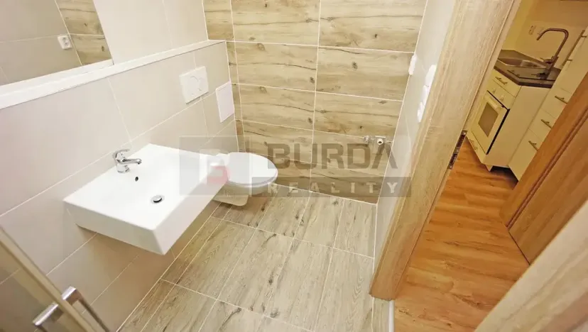 Pronájem bytu 2+kk, Neratovice, 35 m2