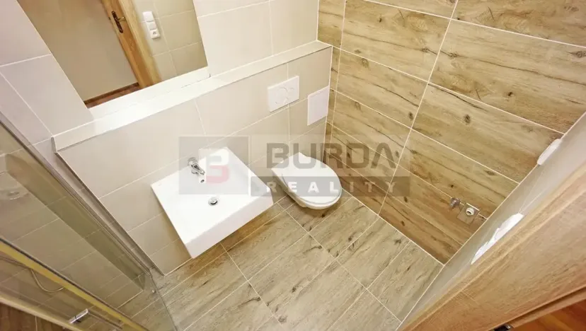 Pronájem bytu 2+kk, Neratovice, 35 m2