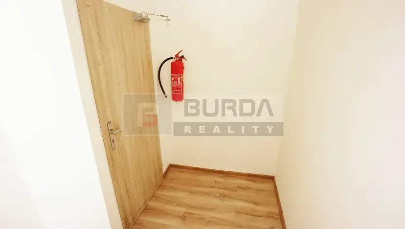 Pronájem bytu 2+kk, Neratovice, 35 m2