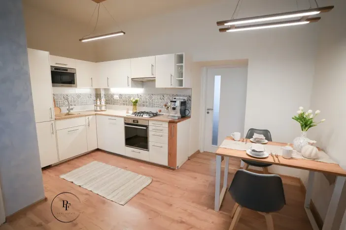 Prodej bytu 2+kk, Praha - Vysočany, Špitálská, 57 m2