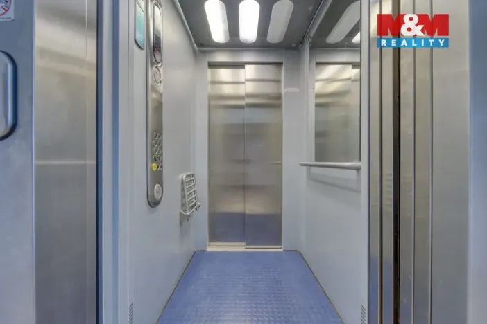 Pronájem bytu 3+kk, Plzeň, Goldscheiderova, 77 m2