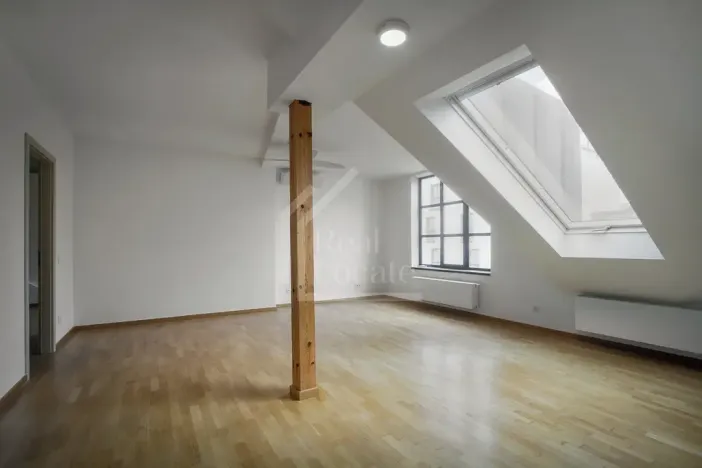 Pronájem bytu 2+kk, Praha - Karlín, Sokolovská, 88 m2