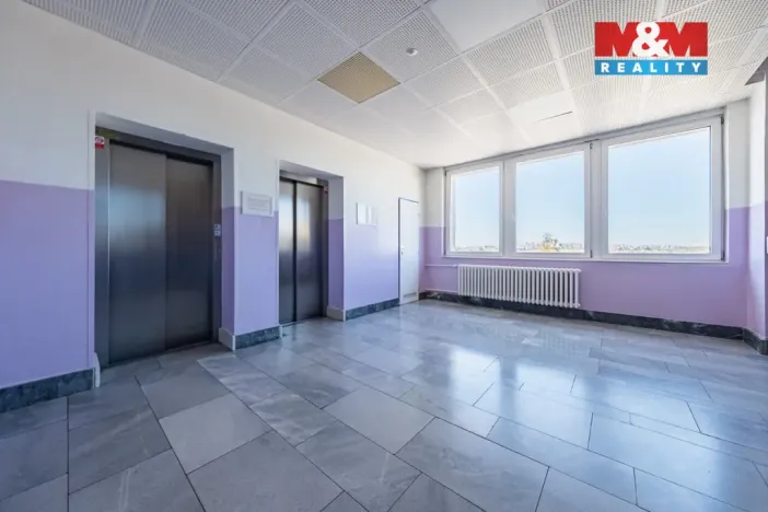 Pronájem obchodního prostoru, Praha - Petrovice, Ohmova, 14 m2