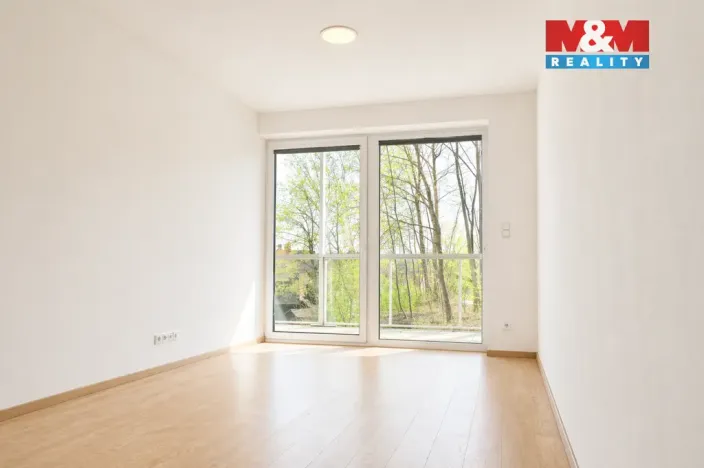 Prodej bytu 2+kk, Lázně Bělohrad, Zámecká, 46 m2