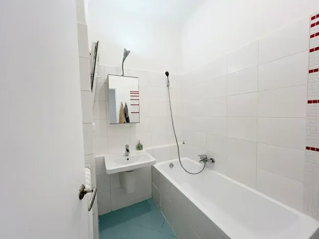 Pronájem bytu 2+kk, Praha - Vinohrady, Velehradská, 59 m2