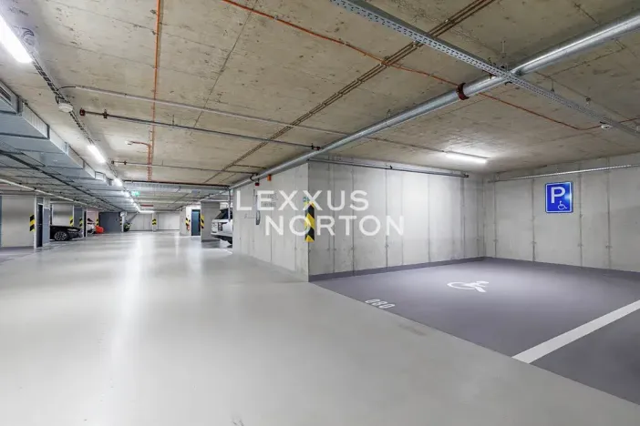 Pronájem bytu 3+kk, Praha - Smíchov, Nádražní, 92 m2