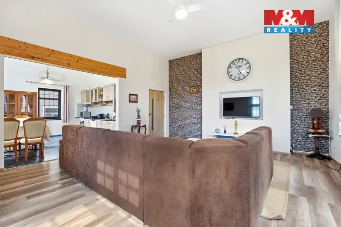 Prodej činžovního domu, Bílina, Seifertova, 680 m2