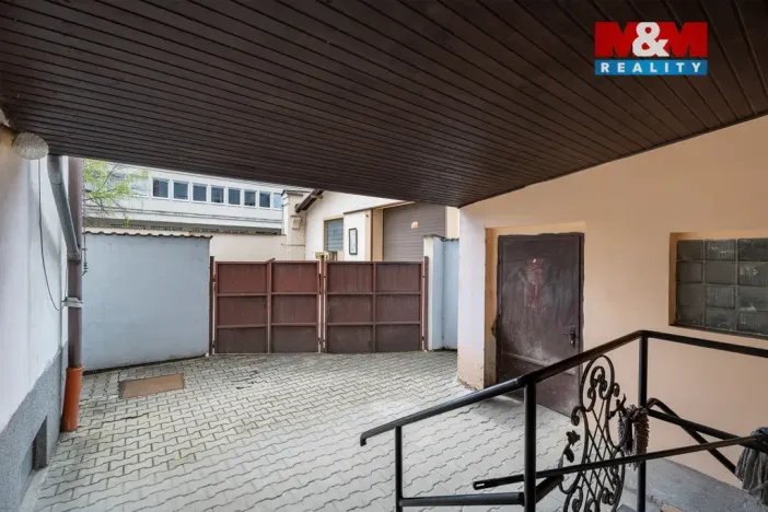 Prodej činžovního domu, Bílina, Seifertova, 680 m2