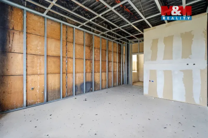 Prodej činžovního domu, Chomutov, Beethovenova, 1800 m2