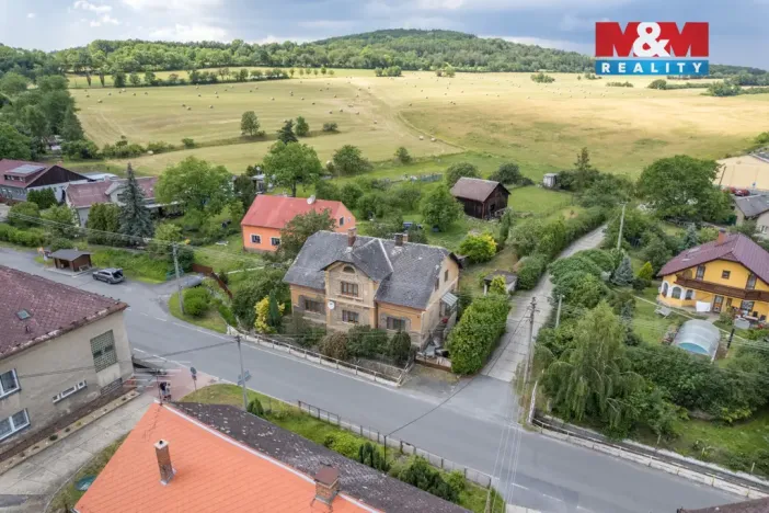 Prodej rodinného domu, Liptaň, 266 m2