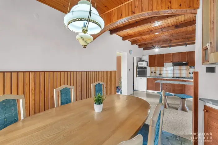 Prodej rodinného domu, Vysoká nad Labem, 280 m2