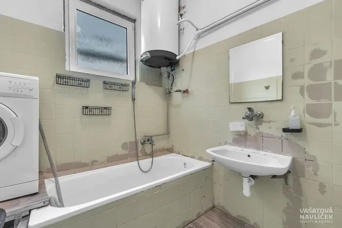 Prodej činžovního domu, Sezemice, Jungmannova, 690 m2