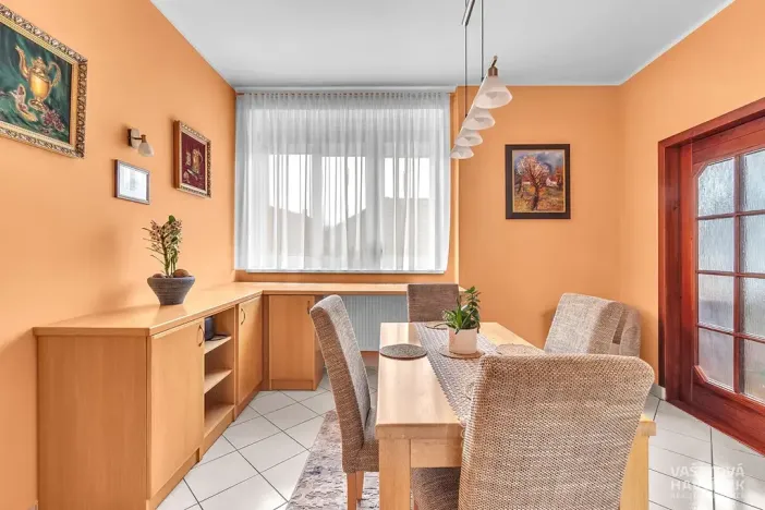 Prodej rodinného domu, Sezemice, Jungmannova, 690 m2