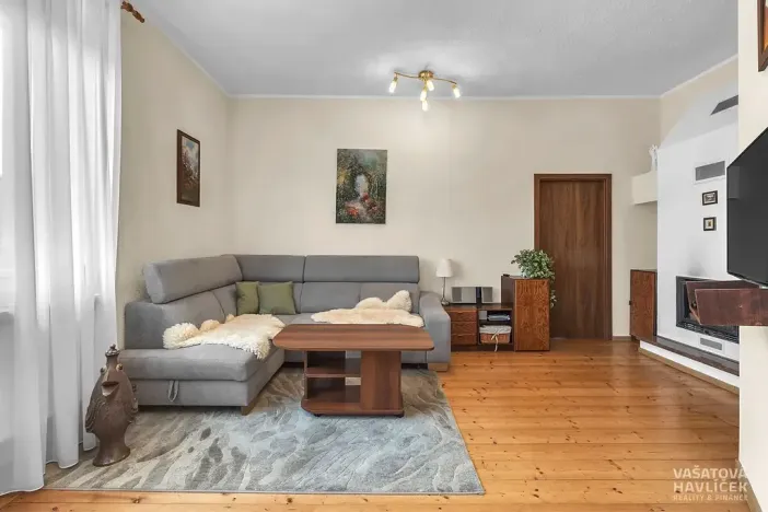 Prodej rodinného domu, Sezemice, Jungmannova, 690 m2