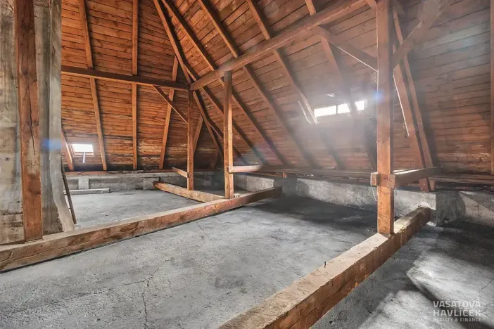 Prodej rodinného domu, Sezemice, Jungmannova, 690 m2