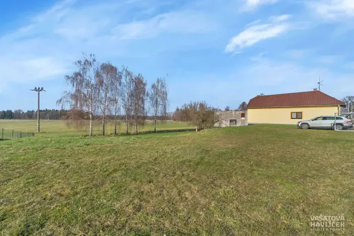 Prodej komerčního pozemku, Hradec Králové, 1870 m2