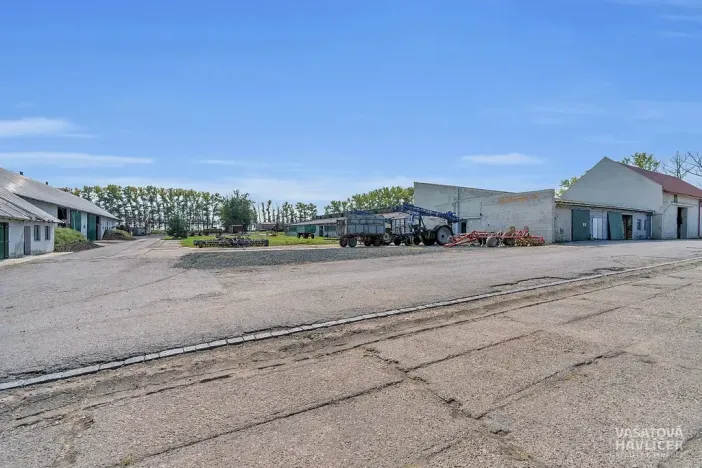 Prodej komerčního pozemku, Jasenná, 22131 m2