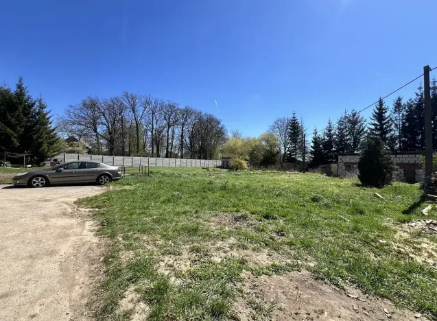 Prodej pozemku, Líšťany - Luhov, 1951 m2