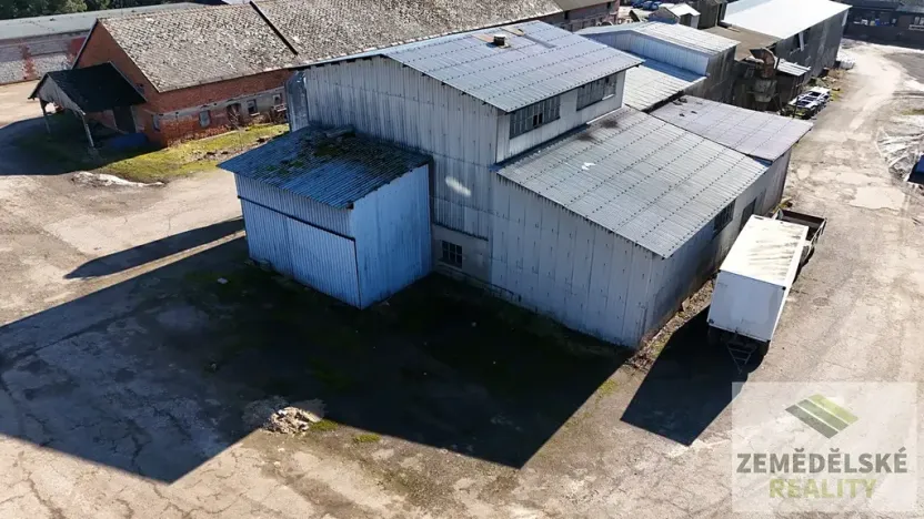 Prodej zemědělského objektu, Třebihošť, 1070 m2