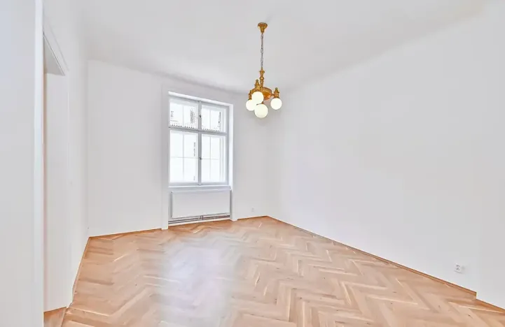 Pronájem bytu 3+1, Praha - Malá Strana, Karmelitská, 95 m2