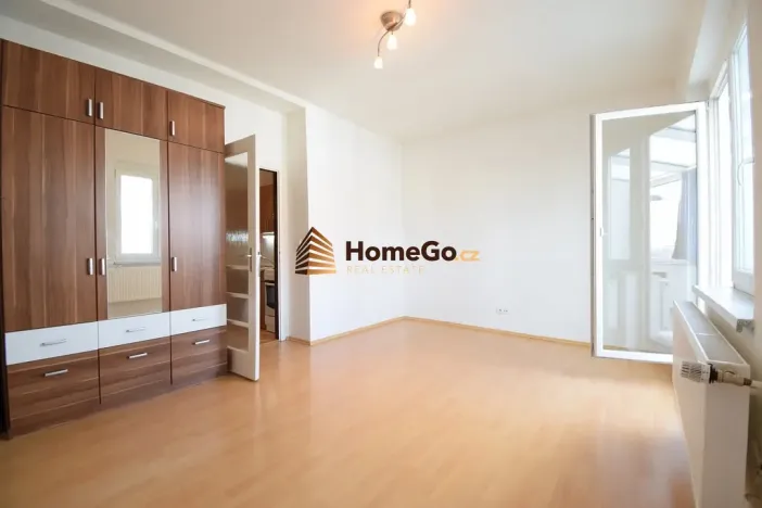 Pronájem bytu 1+1, Praha - Nusle, U gymnázia, 52 m2