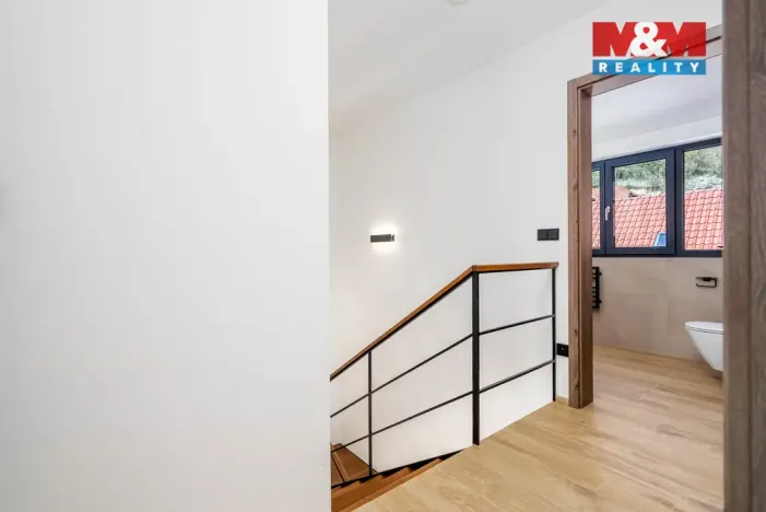 Prodej rodinného domu, Beroun, V Lukách, 144 m2