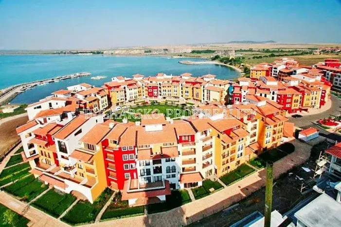 Prodej bytu 2+kk, Aheloy, Bulharsko, 77 m2