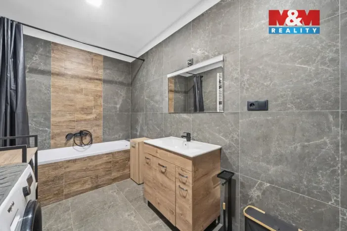 Prodej bytu 3+1, Jaroměř - Jakubské Předměstí, Palackého, 83 m2