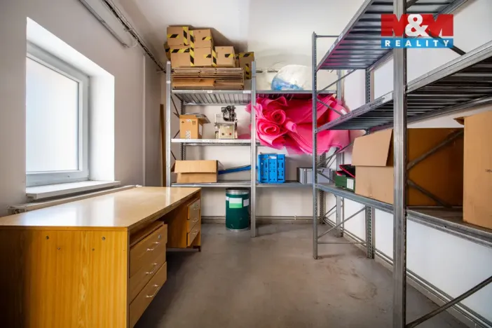 Pronájem výrobních prostor, Albrechtice, 98 m2