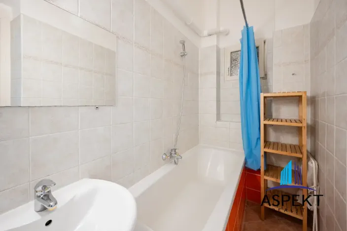 Pronájem kanceláře, Praha - Nové Město, Tyršova, 100 m2