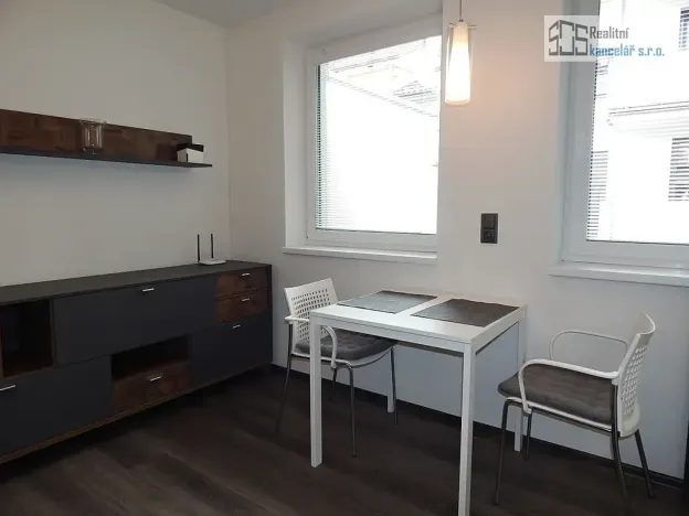 Pronájem bytu 1+kk, Brno, Kučerova, 26 m2