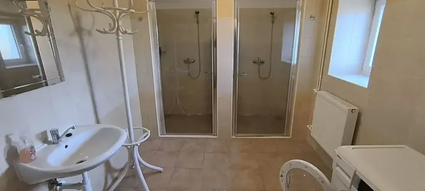 Prodej ubytování, Cheb, U Farmy, 419 m2