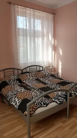 Pronájem bytu 2+kk, Praha, Na Malovance, 42 m2