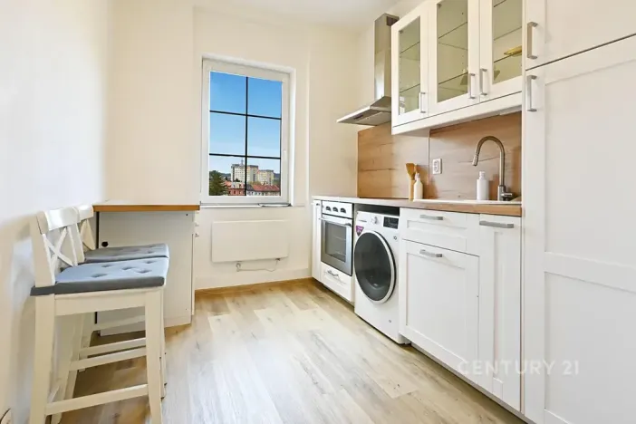 Prodej bytu 2+1, Trmice, Fügnerova, 43 m2